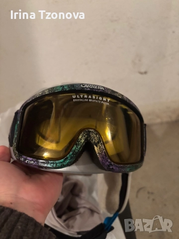 Детска каска Alpina и детски скиорски очила Carrera, снимка 5 - Зимни спортове - 52943684