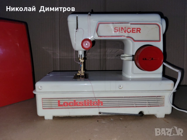  Продавам малка шевна машина Singer  Lockstitch, снимка 4 - Други машини и части - 53265396