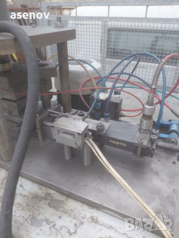 хидравлична преса, снимка 3 - Други машини и части - 51853591