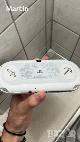 Modded Ps Vita PCH-2000 Minecraft Limited Edition Complete in Box 128GB/256GB with games, снимка 8 - PlayStation конзоли - 54083602
