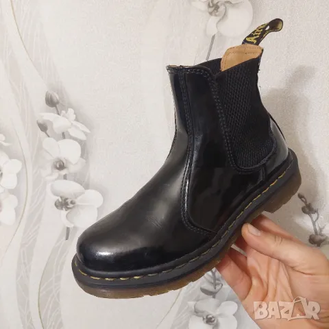 оригинални DR. MARTENS 2976 SMOOTH LEATHER CHELSEA BOOT номер 37
