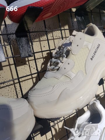 Маратонки Balenciaga , снимка 3 - Маратонки - 42883595