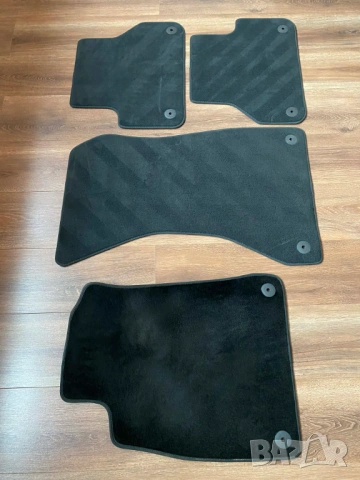Мокетни стелки за Audi A4/A5, снимка 2 - Аксесоари и консумативи - 54017140