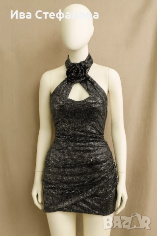 Нова 5 Д роза  парти коктейлна официална къса блестяща сиви бляскави елементи 