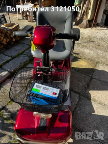 Добре поддържана с ново зарядно и нови акумулатор на една година, снимка 2 - Друга електроника - 52434433