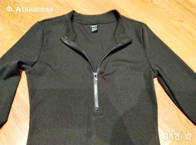 Спортна черна рокля, размер 34 / ХС, много секси, перфектна, снимка 4 - Рокли - 49599651