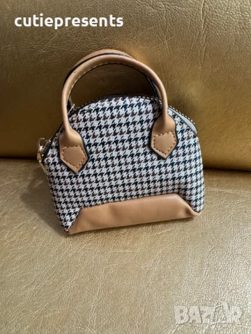 малки чантички, тип портмоне - 3 бр., снимка 8 - Портфейли, портмонета - 54175595