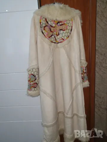 Дамско палто, снимка 2 - Палта, манта - 48022578