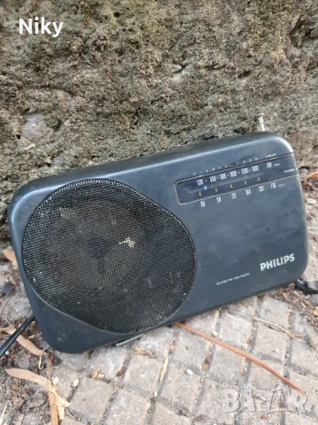 Радио Philips , снимка 2 - Радиокасетофони, транзистори - 51344245