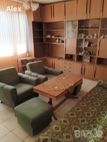 Агенция Танкос 07 продава двуетажна къща  с гараж  - РЗП 270 кв.м. и 900 кв.м. двор в с Първенец  , снимка 10 - Къщи - 40058401