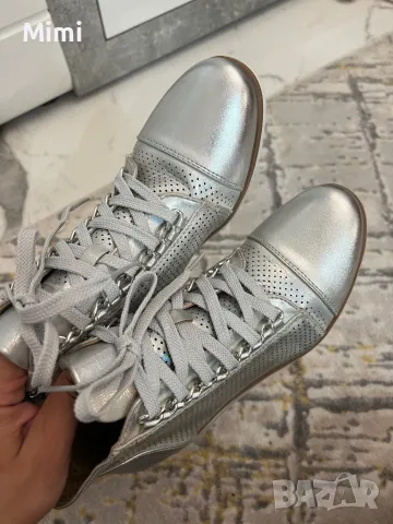 Нови!!!Перфорирани боти сребристи 38, снимка 5 - Дамски боти - 50424429