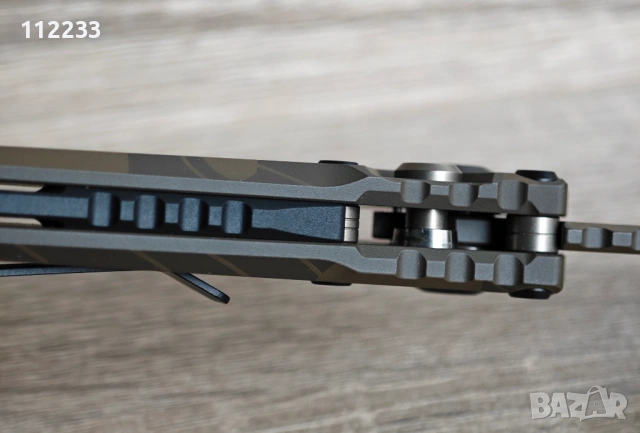 Microtech LUDT Gen III T/E Signature Automatic Knife Badlands Camo Aluminum M390MK by Tony Marfione., снимка 8 - Ножове - 54004034