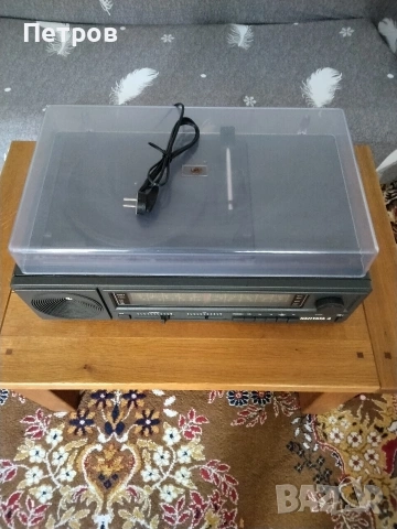 Продавам радиограмофон Кантата 4, произведен в ДСО - РЕСПРОМ България, снимка 2 - Грамофони - 53902949