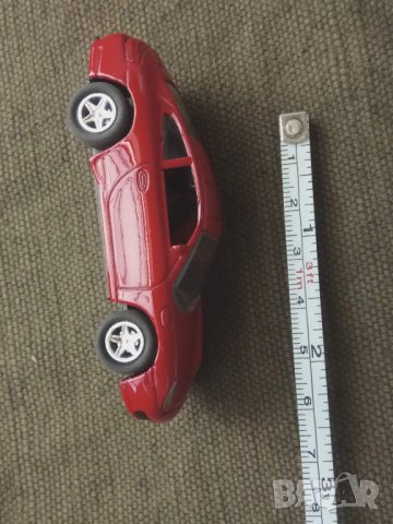 Продавам метална количка Порше, снимка 2 - Коли, камиони, мотори, писти - 29894749