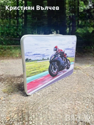 Ducati Yamaha Aprilia каска ръкавици боне масичка за писта, снимка 16 - Аксесоари и консумативи - 53143398