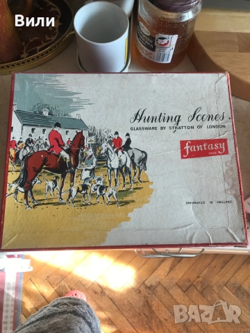 Комплект с ловни сцени Гарафа шише с шест чаши за алкохол Англия, снимка 4 - Чаши - 53334391