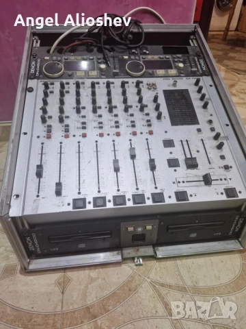 Продавам Аудио миксер/пулт - Behringer Pro mixer DX 1000