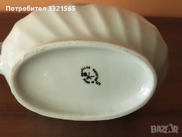 Порцеланова сосиера, снимка 3 - Сервизи - 38340711