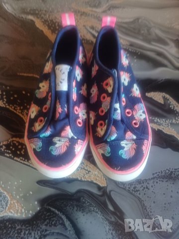 Детски спортни обувки , снимка 1