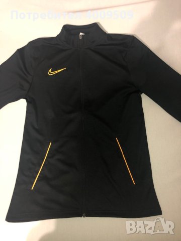 Екип Nike DRY FIT, снимка 2 - Спортни дрехи, екипи - 44468697