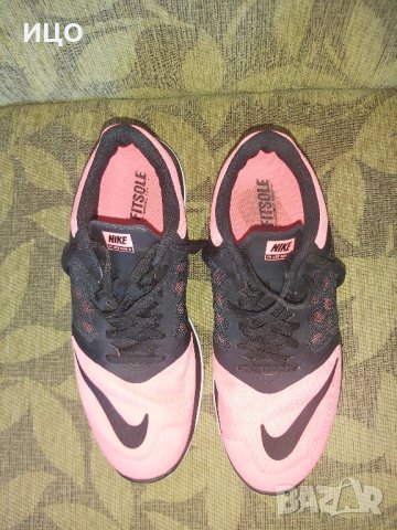 Маратонки Nike , снимка 2 - Маратонки - 44444321