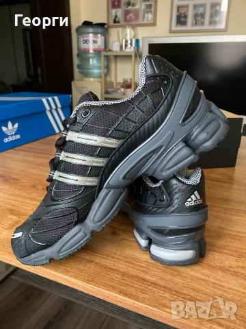 Оригинални мъжки маратонки Adidas, снимка 8 - Маратонки - 53372952
