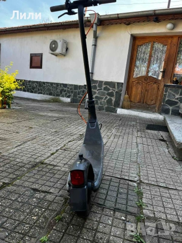 Електрическа тротинетка SEGWAY KICKSCOOTER E2 PLUS, снимка 5 - Велосипеди - 54333226