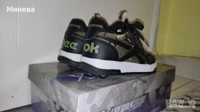 Обувки с колелца HEELYS Reebok , снимка 4 - Детски обувки - 47866069