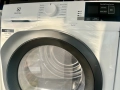 сушилня с термопомпа Electrolux PerfectCare 700 EW7H568T 8кг, снимка 3