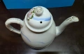 Японски порцеланов чайник в стил Kutani ware, снимка 7