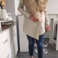 Красиво кожено палтенце с голяма яка, снимка 10 - Палта, манта - 30796257