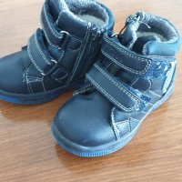 Детски обувки чисто нови, снимка 2 - Детски обувки - 44507175