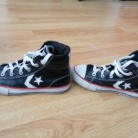 Обувки Converse кожени , снимка 1 - Детски маратонки - 34171470