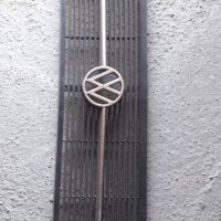 Предна решетка за VW K70, снимка 1 - Части - 30111453