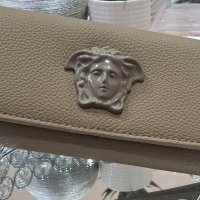 дамски  портфейл Versace, снимка 1 - Портфейли, портмонета - 36461283