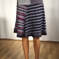 Чисто Нова Desigual С 38 / М 40 Дамска Пола Синя Розова Цикламена Шарена Висока Талия Дезигуал, снимка 10 - Поли - 42768179