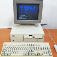 ⭐Продавам ретро компютър IBM PS/2-76i Intel SX33MHz Socket 3, 1992 година⭐, снимка 1 - За дома - 44637544
