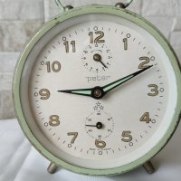 Стар часовник / будилник - PETER - Made in Germany - 1970г., снимка 3 - Антикварни и старинни предмети - 35652195