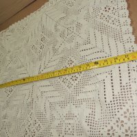 Плетена покривка, снимка 1 - Покривки за маси - 42553986