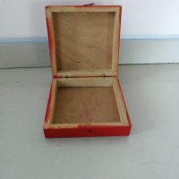 Дървена кутия 13 х 13 h 4 см. , снимка 2 - Други стоки за дома - 37429561