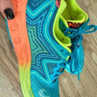 Дамски маратонки ASICS цветни сини неон, снимка 6 - Маратонки - 42673464