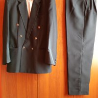Официален костюм (S) и вратовръзка., снимка 1 - Костюми - 40138505