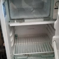 Хладилник, снимка 1 - Хладилници - 37144609