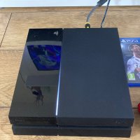 PS4 500gb с два джойстика и три игри, снимка 2 - PlayStation конзоли - 44366176