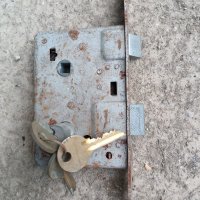 Неупотребявана, Стара руска секретна брава + патрн + 3 ключа секретни, снимка 1 - Други ценни предмети - 40452644