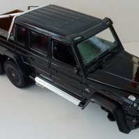 Mercedes-Benz G 63 AMG 6x6 1:24 Welly 24061, снимка 6 - Колекции - 42790323