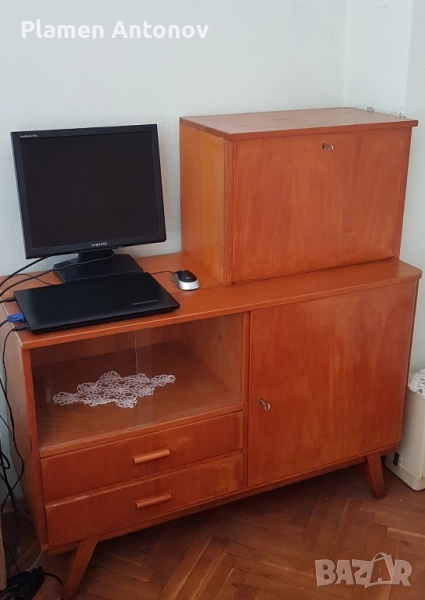 Секция с библиотека от дърво в цвят череша, снимка 1