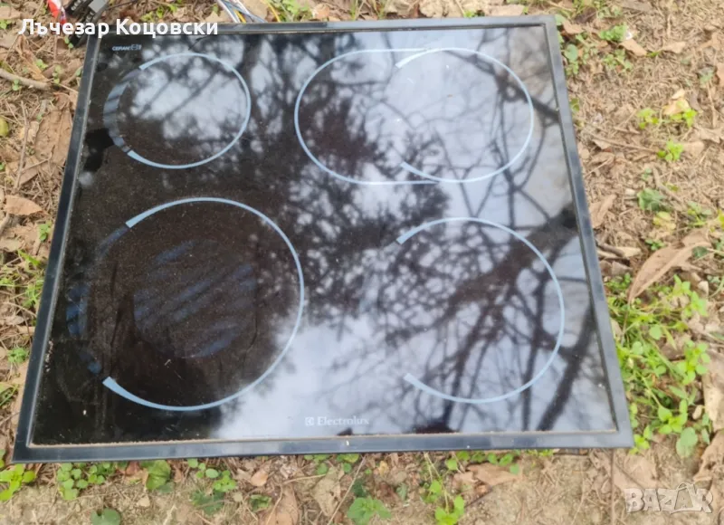 Стъклокерамичен плот за вграждане Electrolux, снимка 1