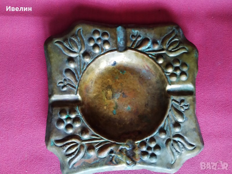 стар бронзов пепелник, снимка 1