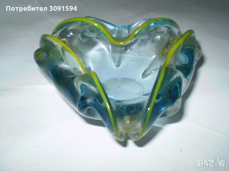 Стар пепелник двуцветно стъкло -кристал, снимка 1